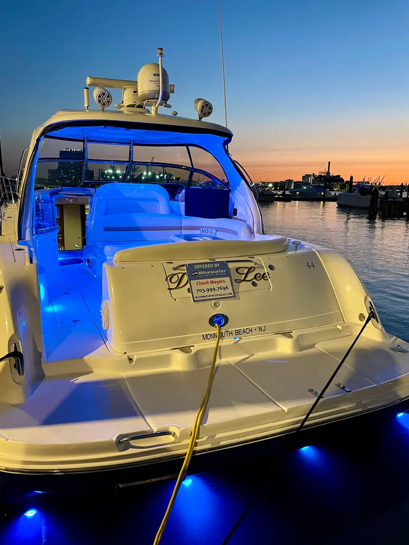 Slide: The Image of Sea Ray 44 Sundancer 2006 - 10