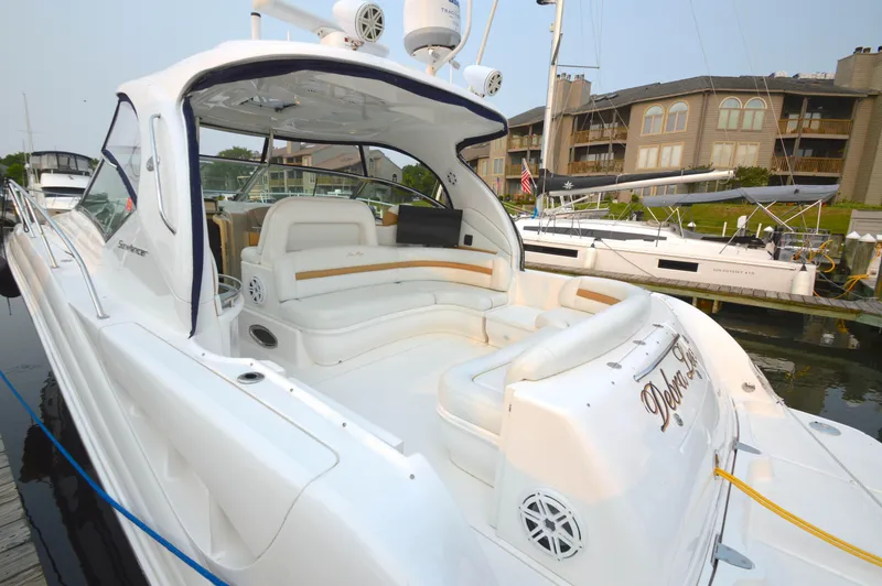 Slide: The Image of Sea Ray 44 Sundancer 2006 - 13