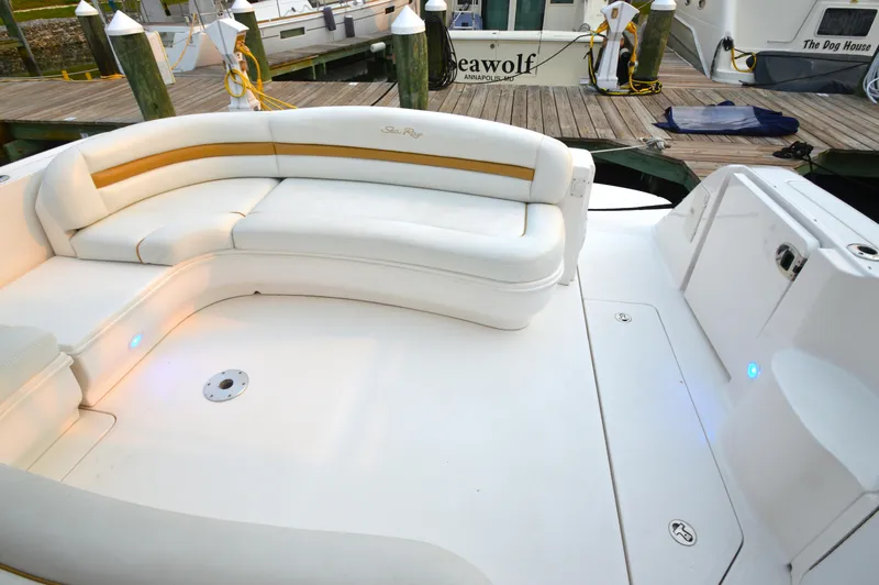 Slide: The Image of Sea Ray 44 Sundancer 2006 - 17