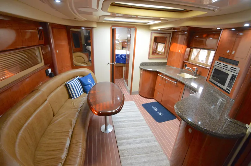 Slide: The Image of Sea Ray 44 Sundancer 2006 - 2