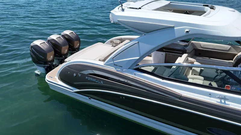 Slide: The Image of Formula 350 Crossover Bowrider OB 2019 - 105
