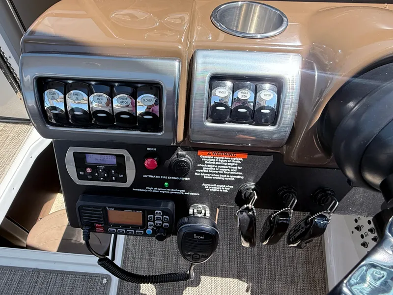 Slide: The Image of Formula 350 Crossover Bowrider OB 2019 - 129