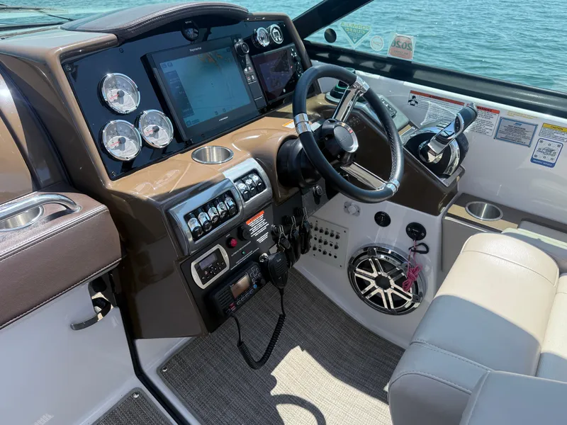 Slide: The Image of Formula 350 Crossover Bowrider OB 2019 - 135