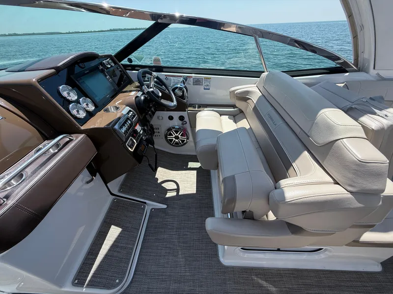 Slide: The Image of Formula 350 Crossover Bowrider OB 2019 - 136