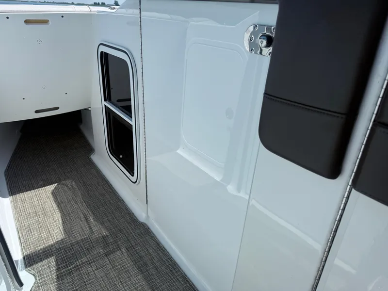 Slide: The Image of Formula 350 Crossover Bowrider OB 2019 - 144