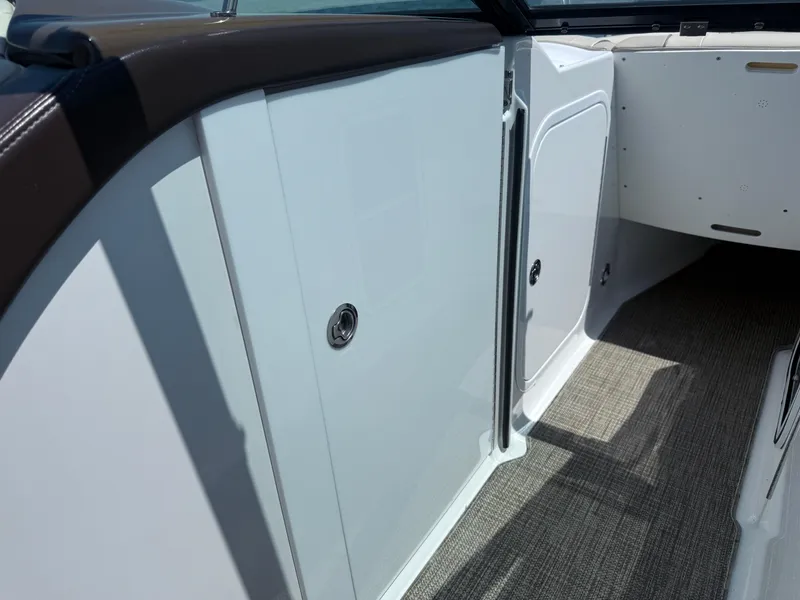 Slide: The Image of Formula 350 Crossover Bowrider OB 2019 - 145