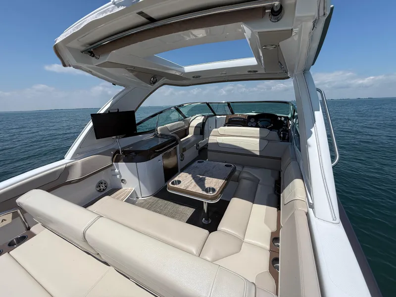 Slide: The Image of Formula 350 Crossover Bowrider OB 2019 - 153