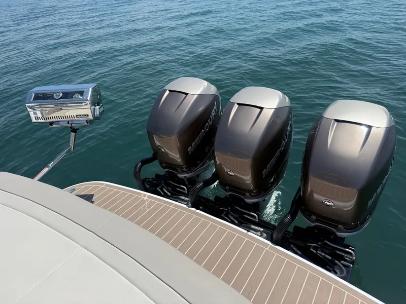 Slide: The Image of Formula 350 Crossover Bowrider OB 2019 - 158