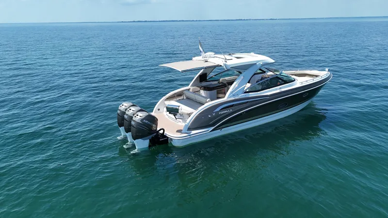 Slide: The Image of Formula 350 Crossover Bowrider OB 2019 - 160