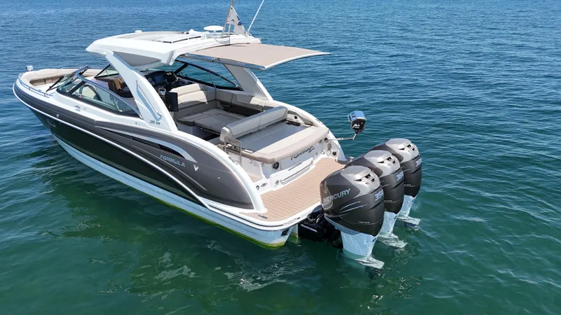 Slide: The Image of Formula 350 Crossover Bowrider OB 2019 - 161