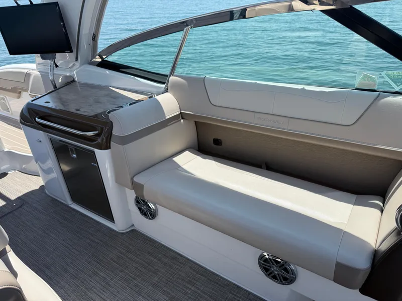 Slide: The Image of Formula 350 Crossover Bowrider OB 2019 - 163