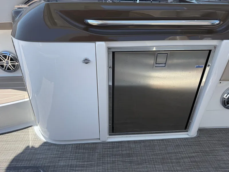 Slide: The Image of Formula 350 Crossover Bowrider OB 2019 - 174