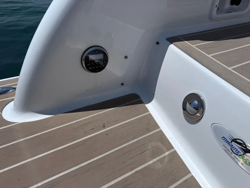 Slide: The Image of Formula 350 Crossover Bowrider OB 2019 - 182