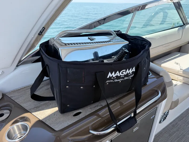 Slide: The Image of Formula 350 Crossover Bowrider OB 2019 - 184