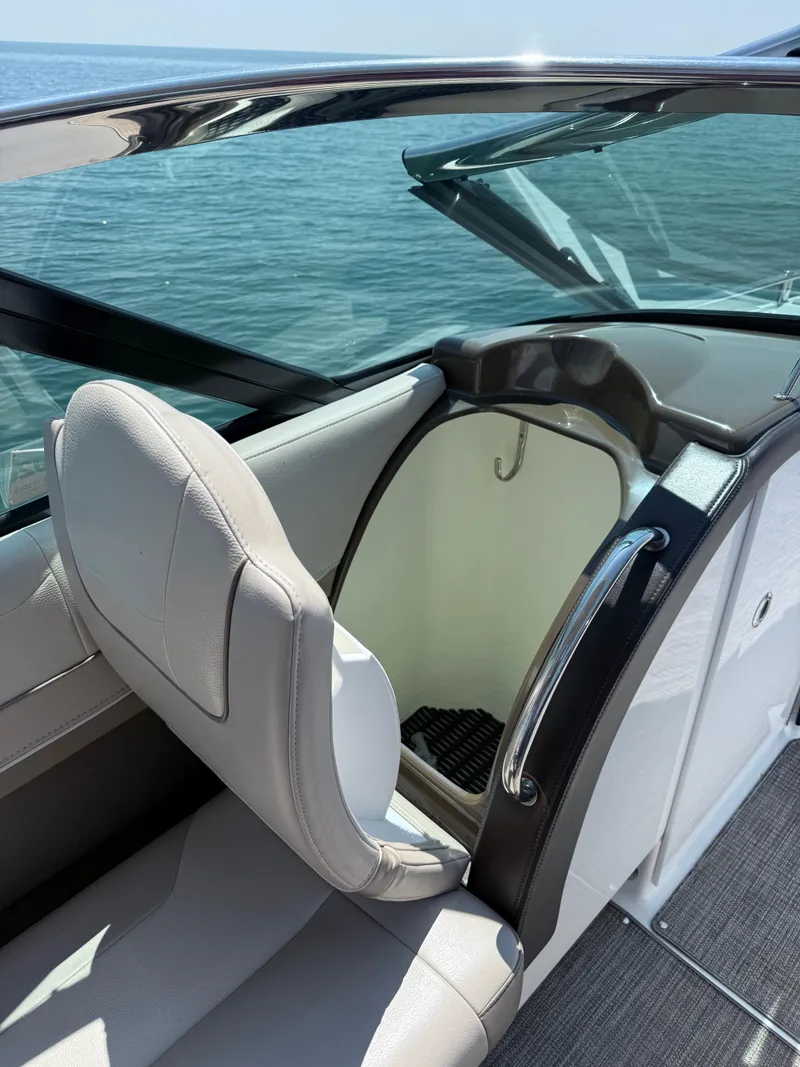 Slide: The Image of Formula 350 Crossover Bowrider OB 2019 - 191