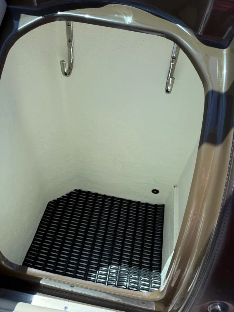 Slide: The Image of Formula 350 Crossover Bowrider OB 2019 - 193