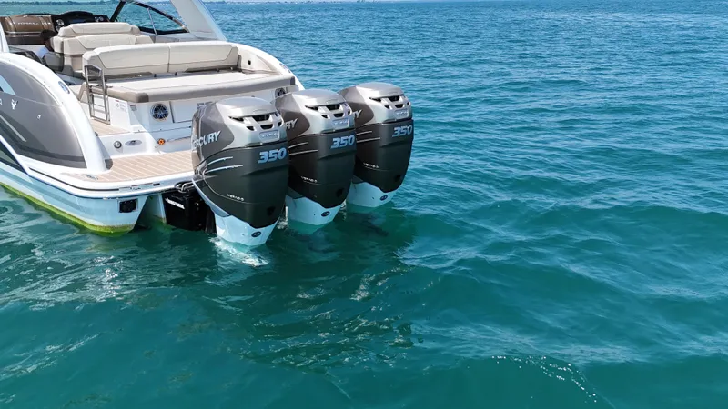 Slide: The Image of Formula 350 Crossover Bowrider OB 2019 - 196