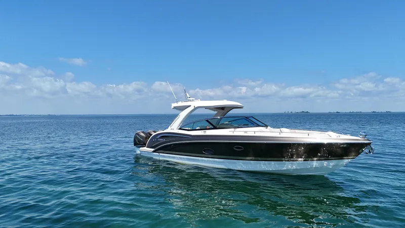 Slide: The Image of Formula 350 Crossover Bowrider OB 2019 - 85