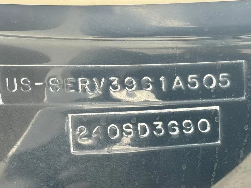 Slide: The Image of Hull identification number on 2005 Sea Ray 240 Sundeck boat. - 32