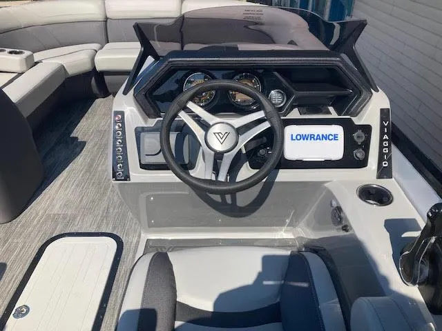 Slide: The Image of Viaggio X22S Swing "Bed" Model 2026 - 12