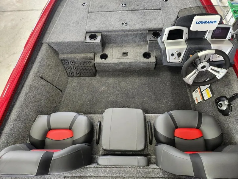 Slide: The Image of Interior of 2025 Tracker Pro Team™ 195 Tournament Edition boat with steering console and seating. - 9
