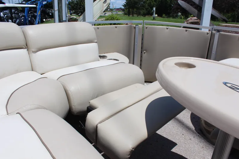 Slide: The Image of Luxurious seating on 2011 Harris FloteBote 250 Royal Heritage pontoon boat. - 16