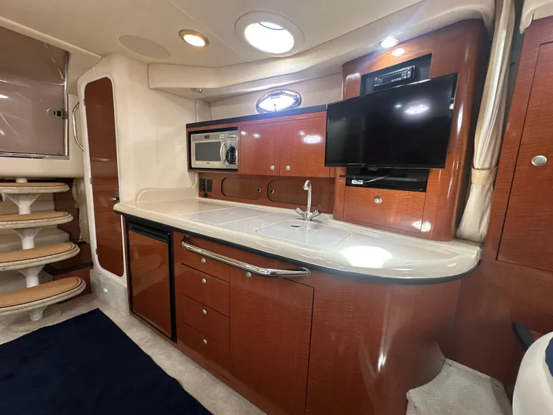 Slide: The Image of Sea Ray 340 Sundancer 2005 - 59