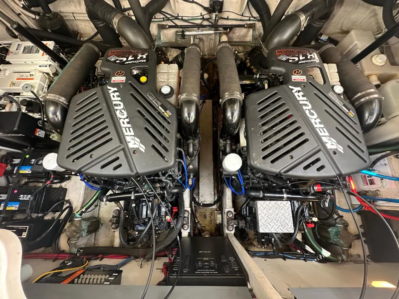 Slide: The Image of Sea Ray 340 Sundancer 2005 - 76