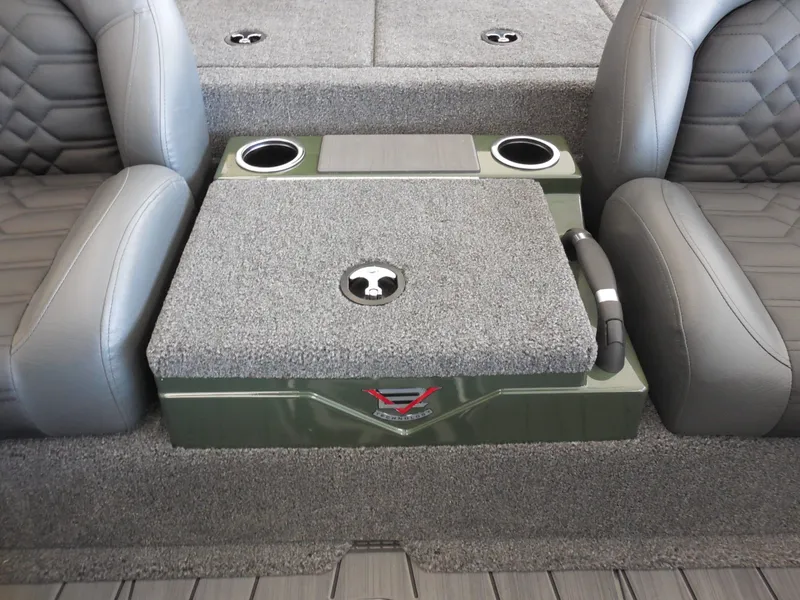 Slide: The Image of Vexus AVX 1980 2025 - 18