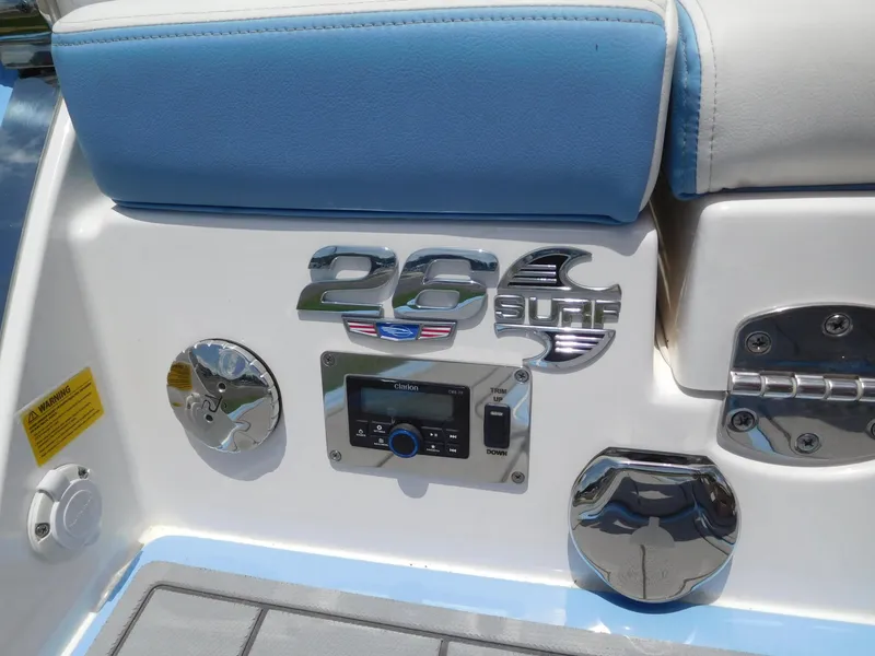 Slide: The Image of Chaparral 26 Surf 2023 - 5