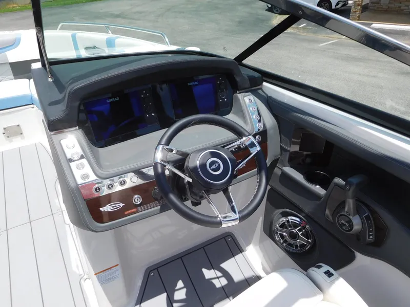 Slide: The Image of Chaparral 26 Surf 2023 - 9