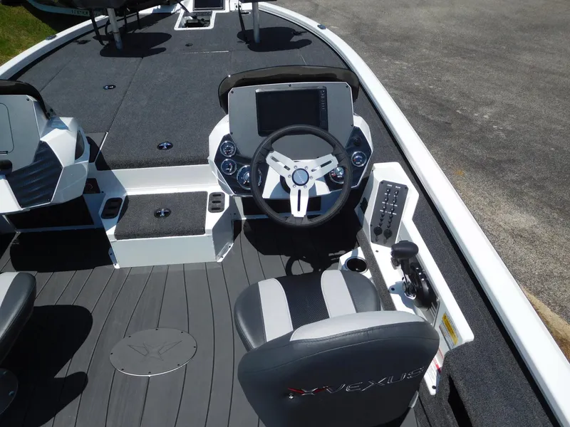 Slide: The Image of Vexus AVX 1985s 2025 - 5