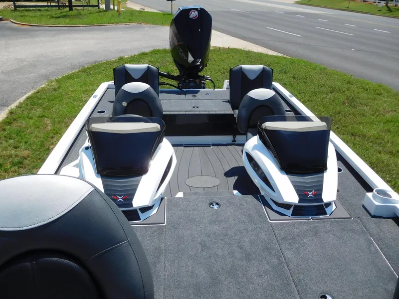 Slide: The Image of Vexus AVX 1985s 2025 - 9