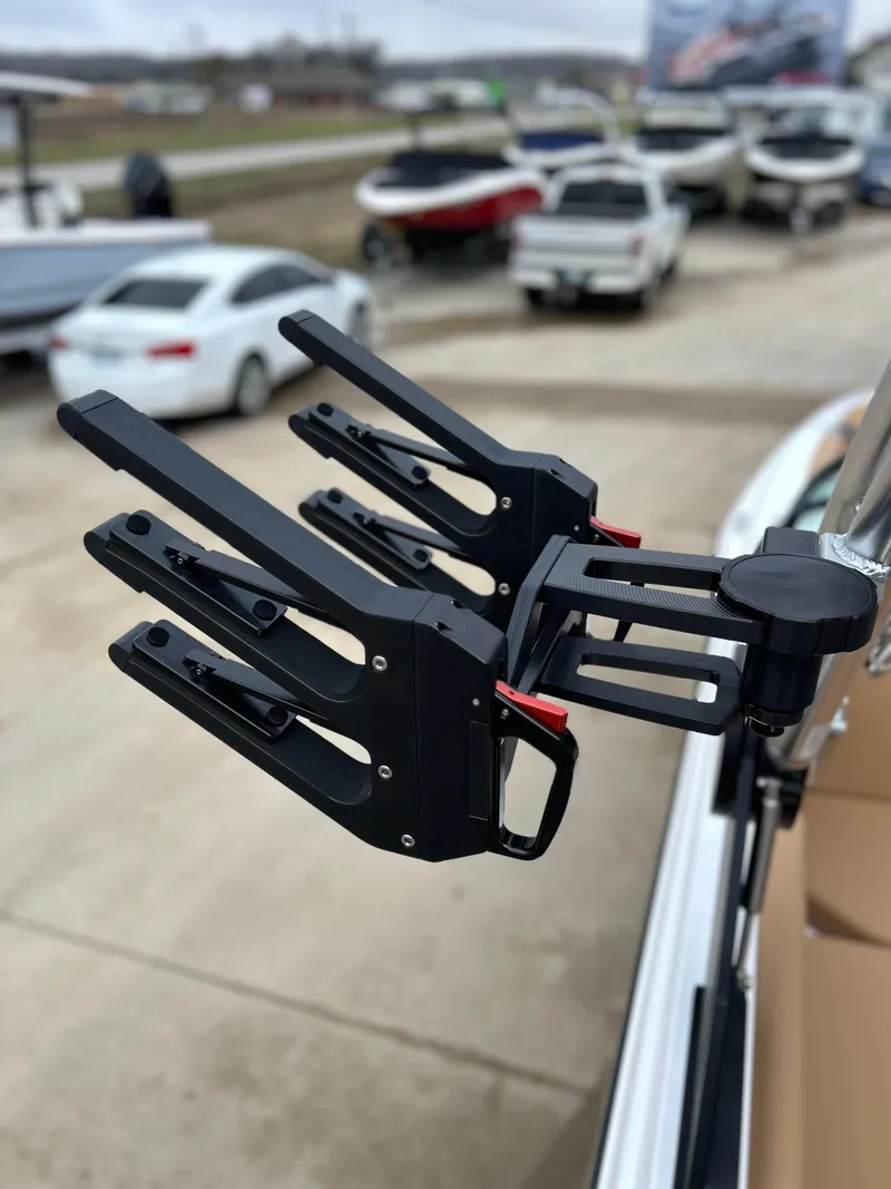 Slide: The Image of MasterCraft NXT 24 2024 - 14