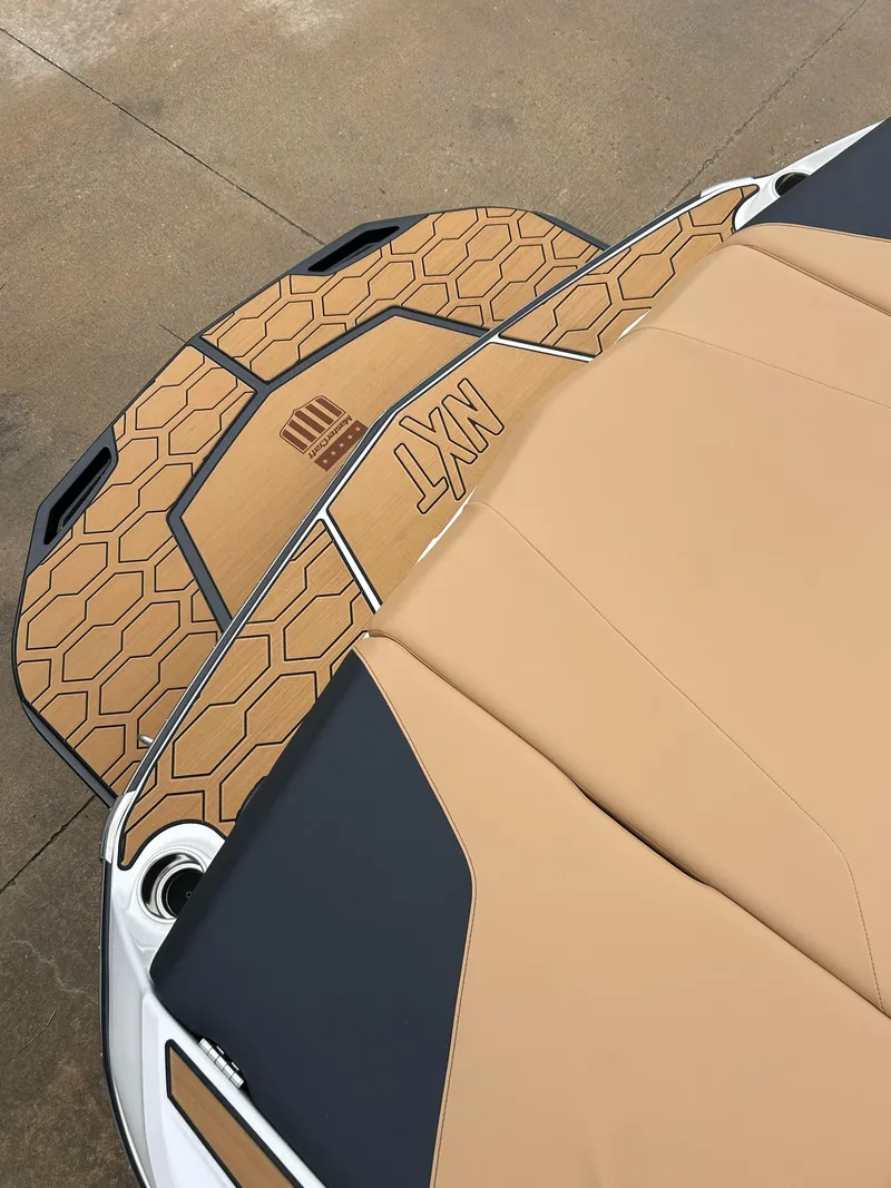 Slide: The Image of MasterCraft NXT 24 2024 - 4