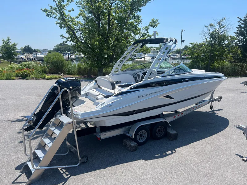 The Image of Crownline Boats Eclipse E260 XS 2026 - 0