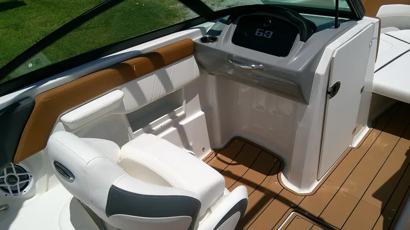 Slide: The Image of Chaparral 23 SSi 2025 - 8