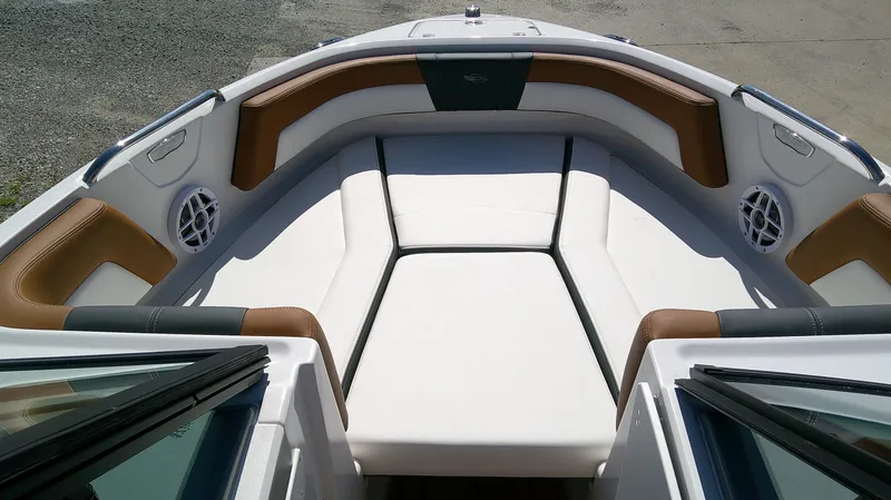 Slide: The Image of Chaparral 21 SSi 2025 - 10