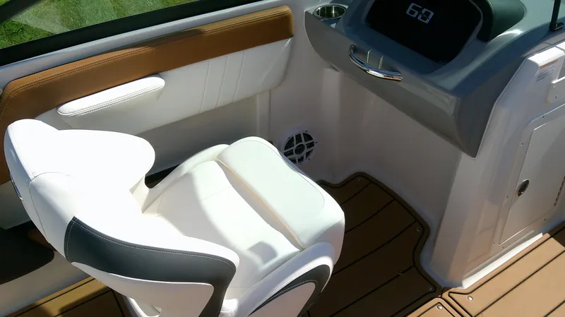 Slide: The Image of Chaparral 21 SSi 2025 - 9