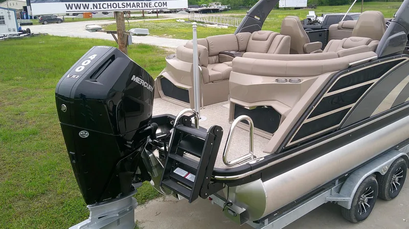 Slide: The Image of Bennington 25 QXFBA 2025 - 12