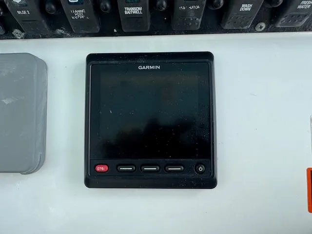 Slide: The Image of Garmin marine display on 2016 Sea Hunt Gamefish 27 dashboard. - 14