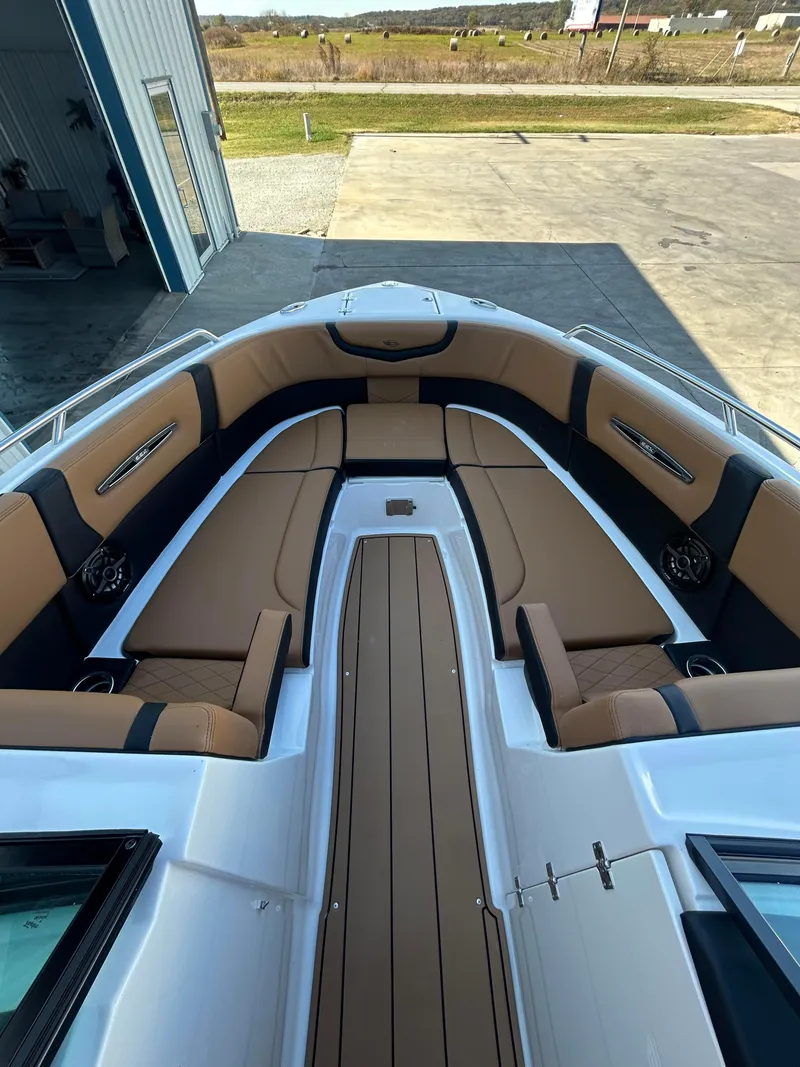 Slide: The Image of Chaparral 307 SSX 2025 - 12