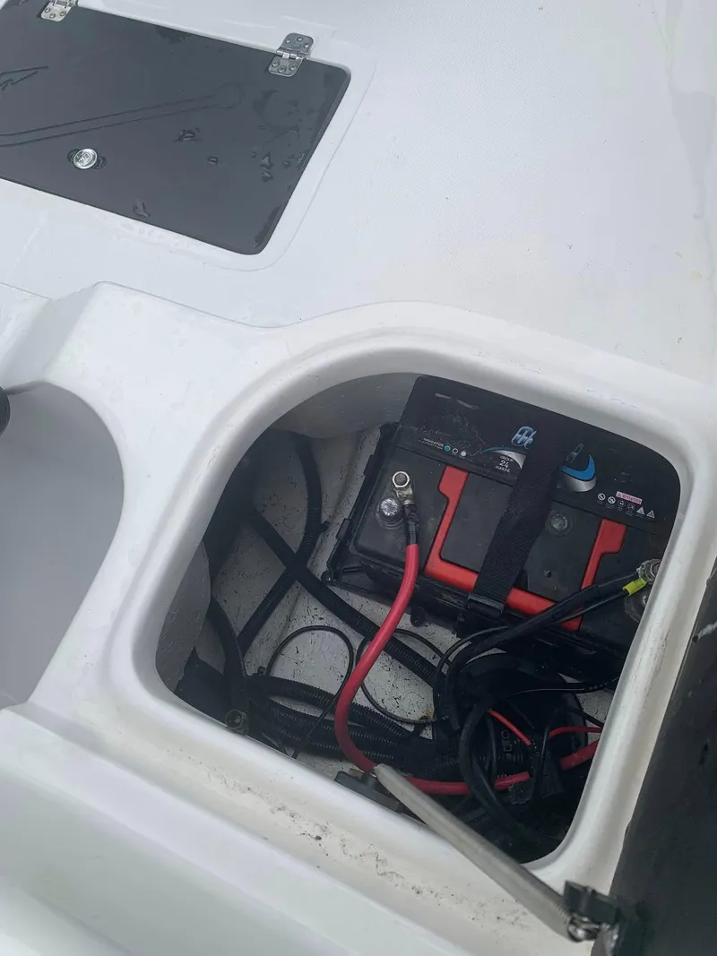 Slide: The Image of Battery compartment of a 2015 Key Largo 180 Center Console boat. - 8