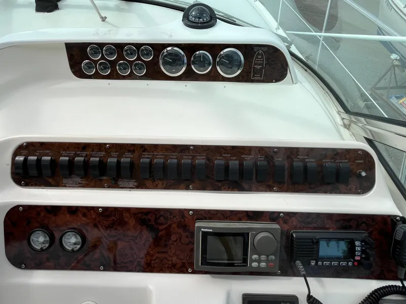 Slide: The Image of Sea Ray Sundancer 400 1999 - 54