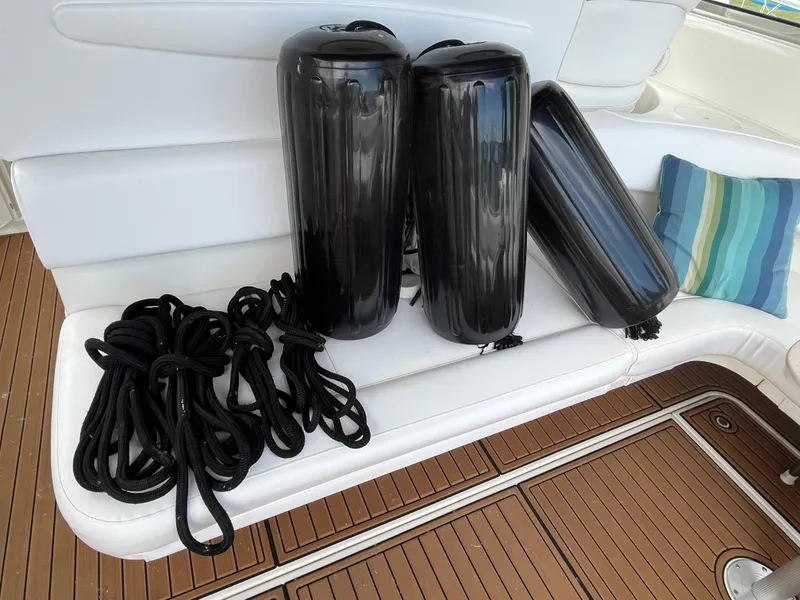 Slide: The Image of Sea Ray Sundancer 400 1999 - 55