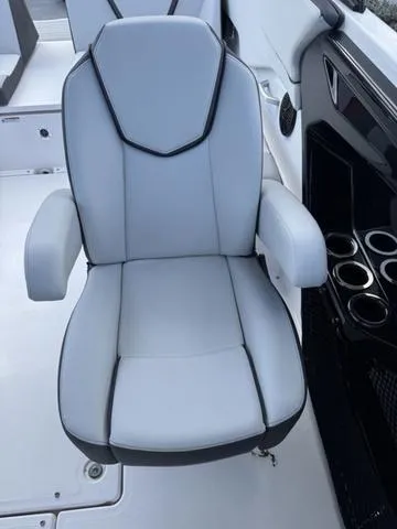 Slide: The Image of Yamaha AR250 2025 - 13