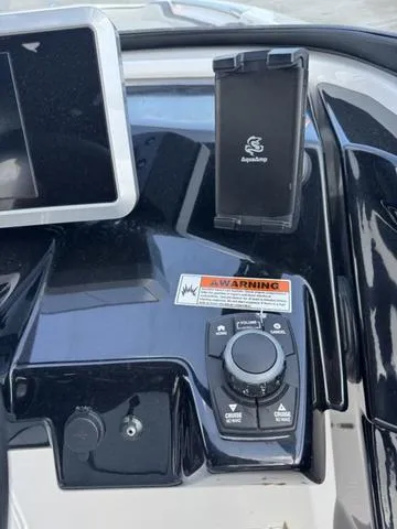 Slide: The Image of Yamaha AR250 2025 - 19