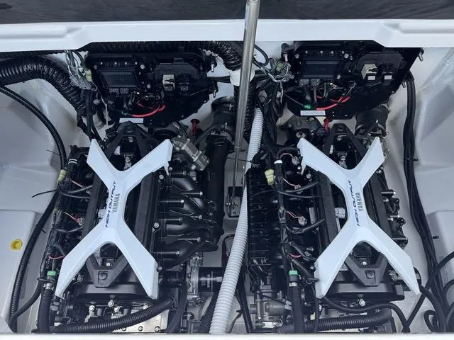 Slide: The Image of Yamaha AR250 2025 - 21