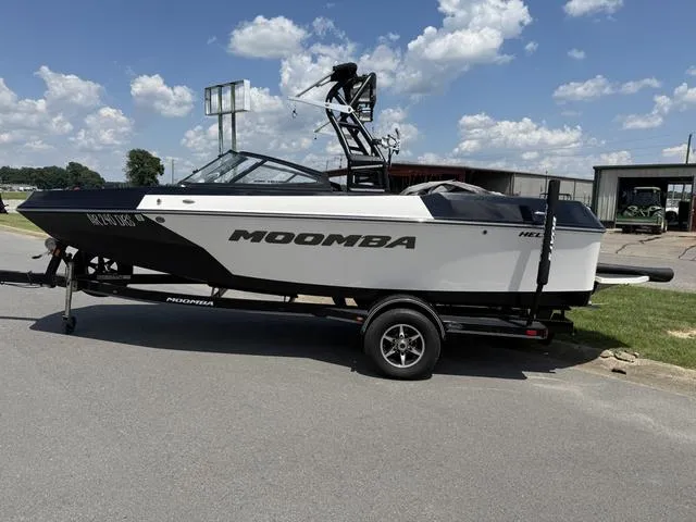 The Image of Moomba Helix 2017 - 1