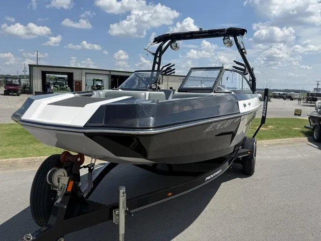 Slide: The Image of Moomba Helix 2017 - 2